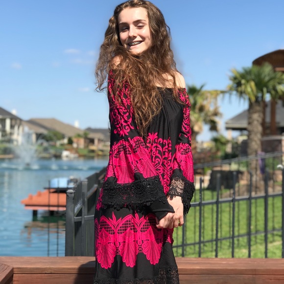 Boutique country cowgirl dress with lace. - Picture 7 of 7